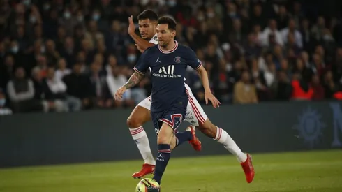 Lionel Messi tuvo un buen primer tiempo pero fue de más a menos ante Lyon.