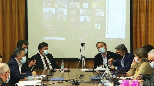 La Comisión de Constitución de la Cámara Baja retomará el debate el día 22 de septiembre