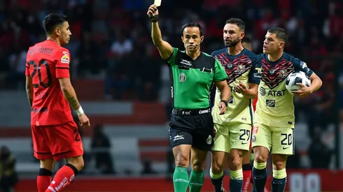 Claudio Baeza celebró triunfo y asistencia de Toluca, pero se fue expulsado contra América.