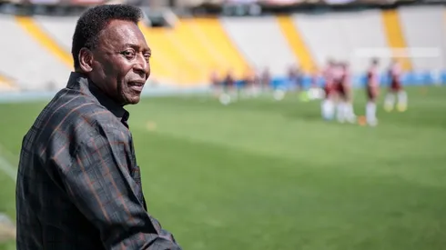 Pelé vuelve al hospital de Sao Paulo donde había estado internado.