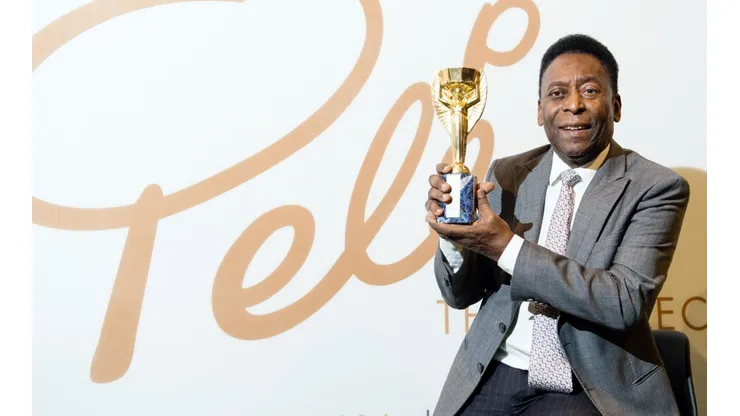 Pelé espera poder pronto volver a casa tras unos días complicados.