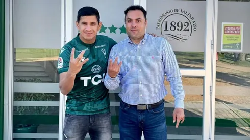 El trasandino ya viste la camiseta de los porteños.
