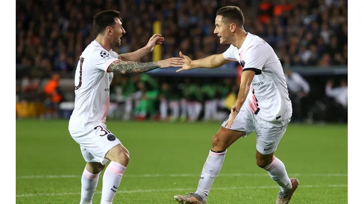 Ander Herrera se siente contento de compartir equipo con Lionel Messi.
