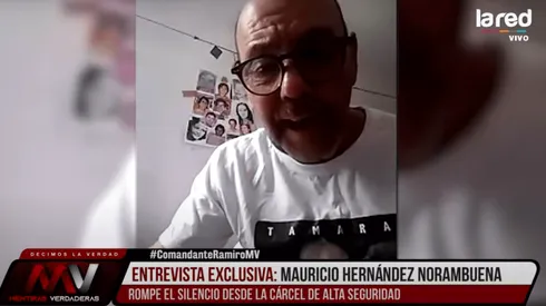 El Comandante Ramiro en medio de la entrevista con Mentiras Verdaderas, de La Red.