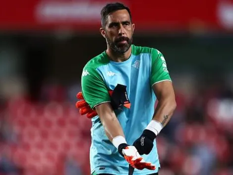 Claudio Bravo sale de la banca y por fin será titular en Betis