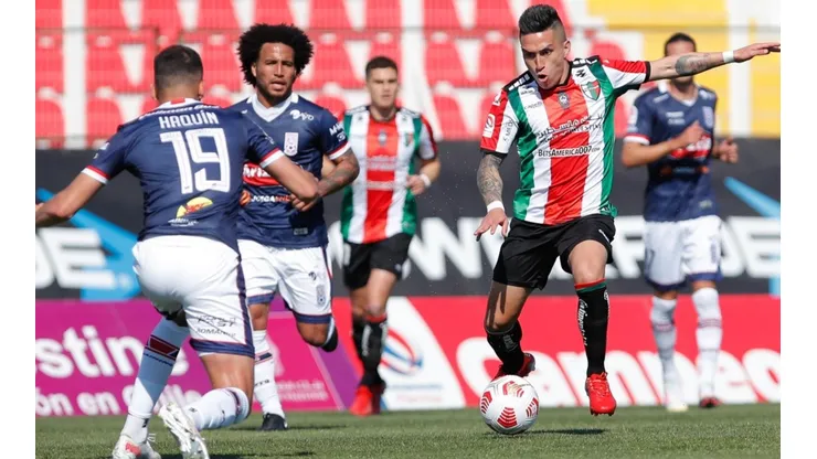 Palestino sumó un vital triunfo para seguir escapando del descenso.