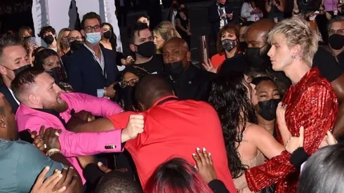 Conor McGregor y Machine Gun Kelly casi se van a los combos