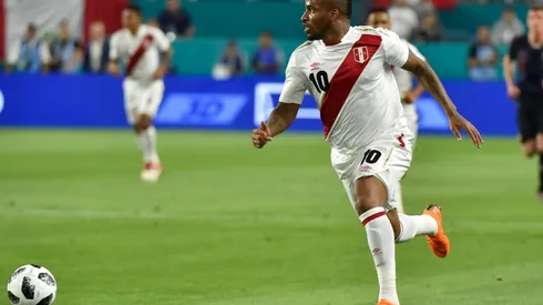 Jefferson Farfán aparece como posible seleccionado peruano ante Chile