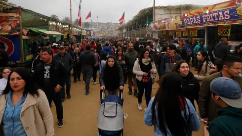 Este año sí se permitirán fondas en comunas en Fase 3 y 4.