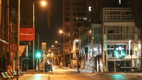 Revisa el horario de toque de queda para este lunes