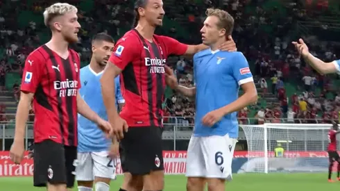 Zlatan Ibrahimovic y Lucas Leiva terminaron a agarrones el Milan-Lazio.