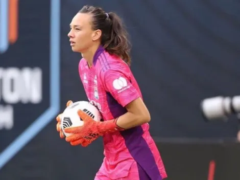 Endler fue titular en cómoda goleada del Lyon que es líder
