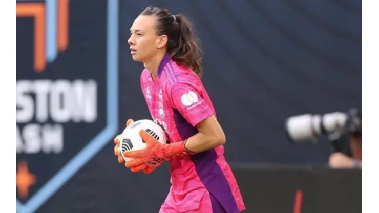 Christiane Endler mantuvo en cero el arco del Lyon.