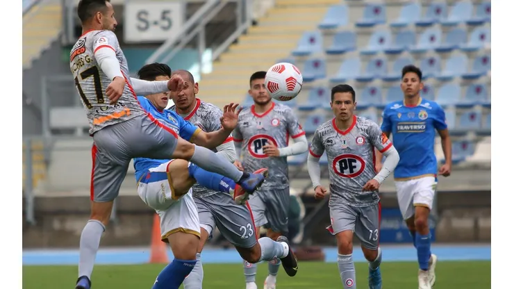 La Calera le ganó el partido a Audax tras comenzar con dos goles abajo