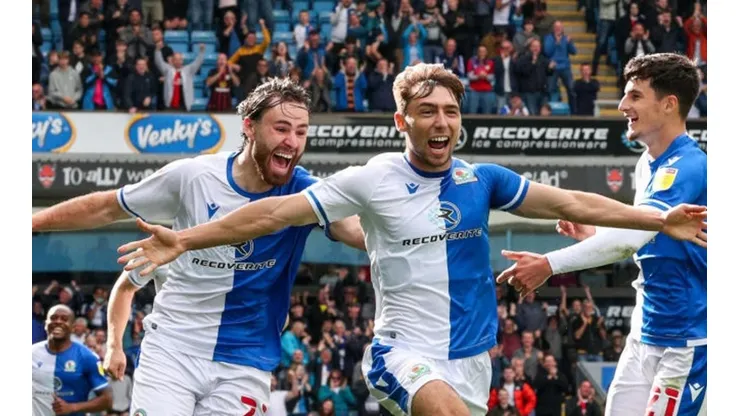 Ben Brereton fue protagonista en el Blackburn: agónico empate del Luton Town.