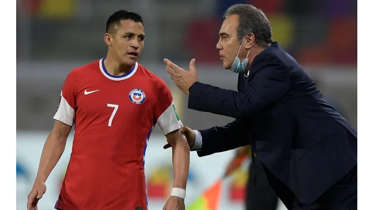 Guarello durísimo con Lasarte: lo culpa de la lesión y ausencia de Alexis Sánchez en la Roja.