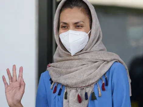 Llega la primera refugiada afgana a Chile