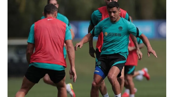 Alexis regresó a los trabajos con sus compañeros y está listo para volver con Inter