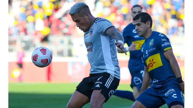 Parraguez no baja los brazos por una camiseta en Colo Colo