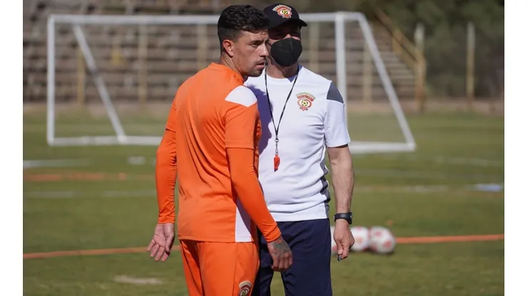 El nuevo entrenador de Cobreloa, Héctor Almandoz, debutará la próxima semana ante Unión San Felipe