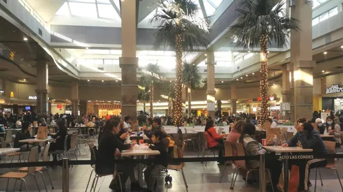 Locales como malls y supermercados podrán abrir