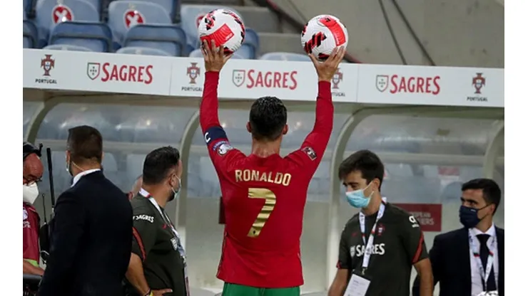 Nuno Gomes aseguró que CR7 puede jugar hasta los 40 años.