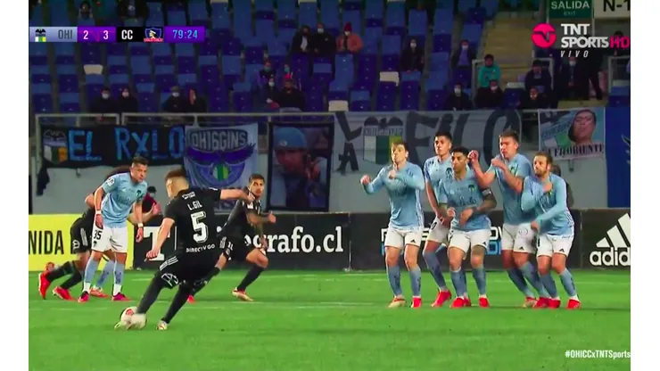 Leonardo Gil se prepara para su golazo en Rancagua.