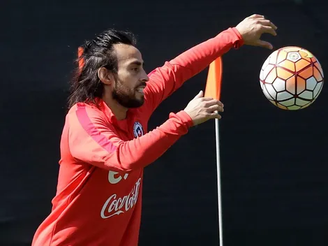 Mago Valdivia manda fuerza a La Roja y recadito a los chaqueteros