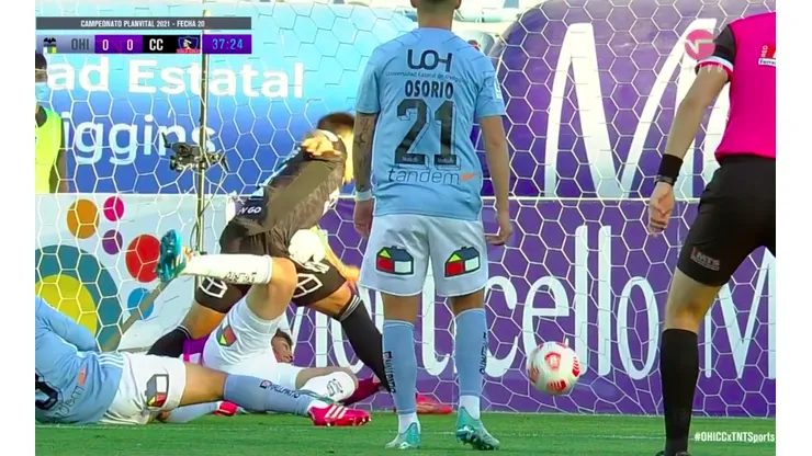 El momento de la acción en Colo Colo vs O'Higgins