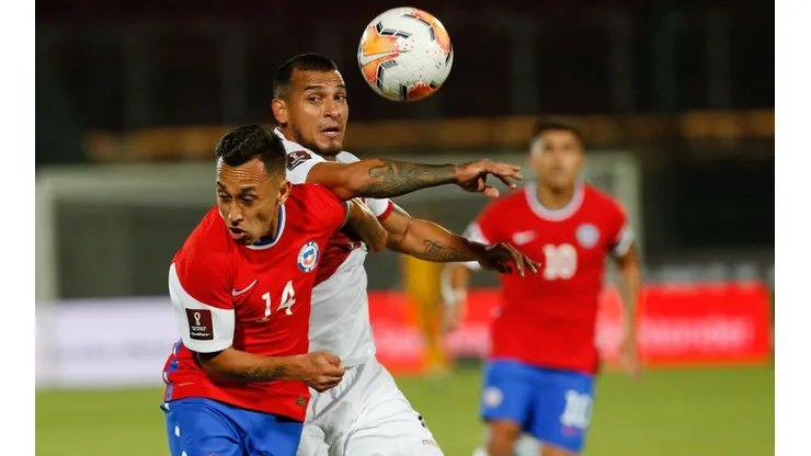 Fabián Orellana se acerca a su debut con Universidad Católca.