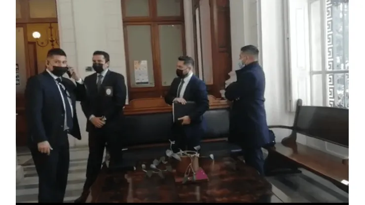 PDI llega a la Convención para notificar a Loncon y Bassa por caso Rojas Vade