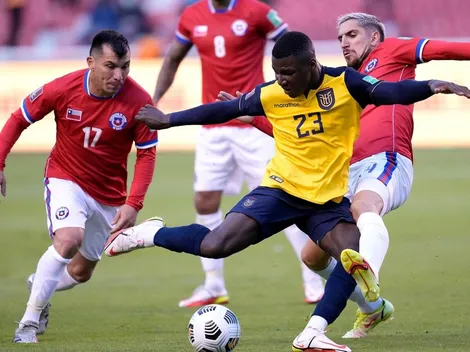 Selección chilena viaja a Colombia con la muralla roja