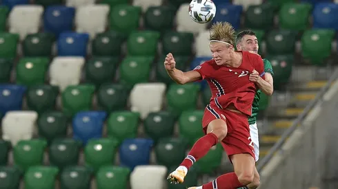 Haaland viene de marcar un triplete con Noruega