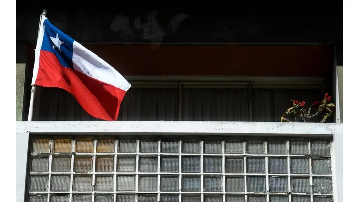 Una de las dudas típicas de esta fecha es sobre poner -o no- la bandera de Chile en los frontis de los hogares y cómo se debe realizar de forma correcta.