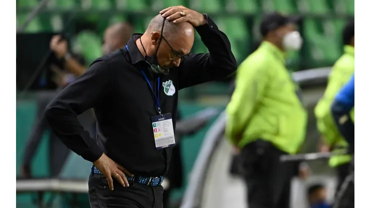 Deportivo Cali despide a Alfredo Arias y van por Dudamel