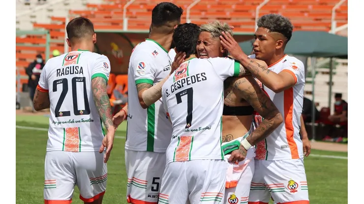 Cobresal sigue firme y llega a cinco triunfos al hilo