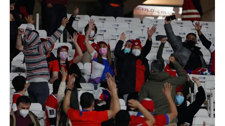 Los hinchas de la selección chilena se tienen que unir más que nunca en la ruta a Qatar 2022.