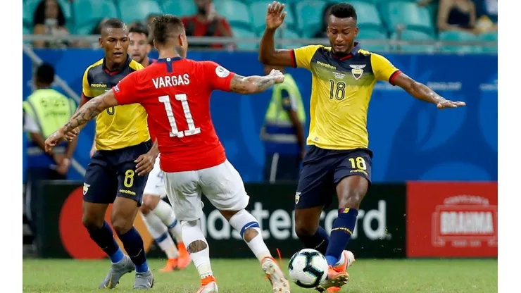 Gustavo Alfaro asegura que el partido ante Chile será una batalla por el mediocampo