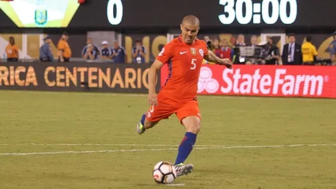 El campeón de América decidió colgar los botines.
