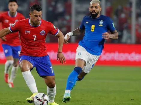 Lasarte le presta el ropero completo a Iván Morales