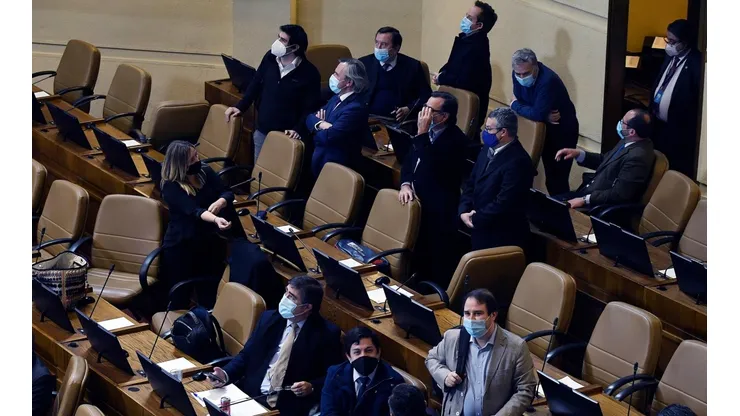 Proyecto debe seguir votándose entre diputados y senadores para avanzar y ser ley.