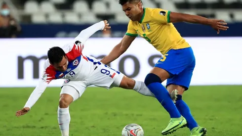 Casemiro frente a Chile en la Copa América