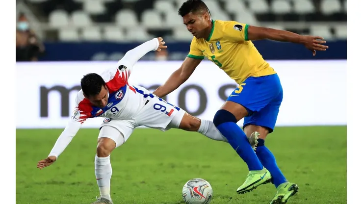 Casemiro frente a Chile en la Copa América