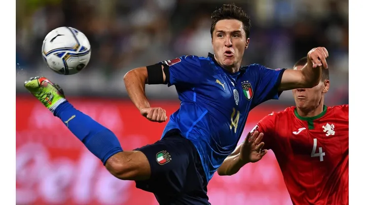 La campeona Italia no pudo derrotar a Bulgaria, pero sigue invicta con golazo de Chiesa.
