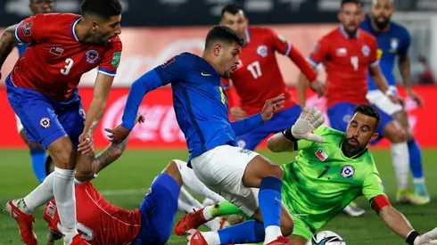 Chile hizo méritos, pero el gol lo hizo Brasil en el Monumental.