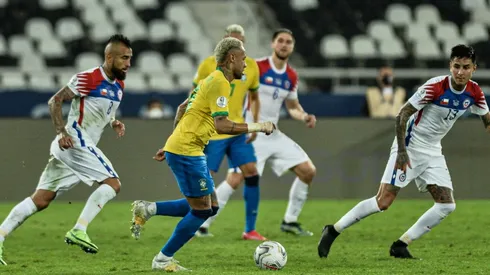 Lasarte aplaudió la entrega del plantel de la Roja previo al duelo con Brasil