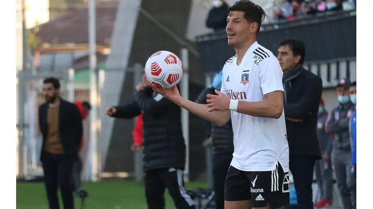 Colo Colo entregó la lista de convocados para el choque con Unión Española.