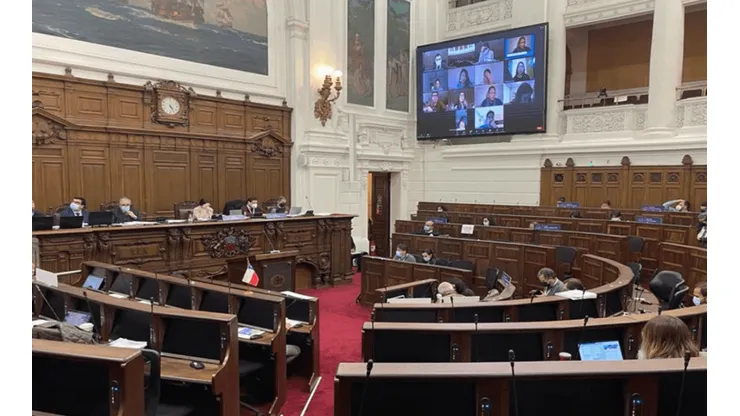 Comisión de Reglamento no incluye sustitución de Carabineros