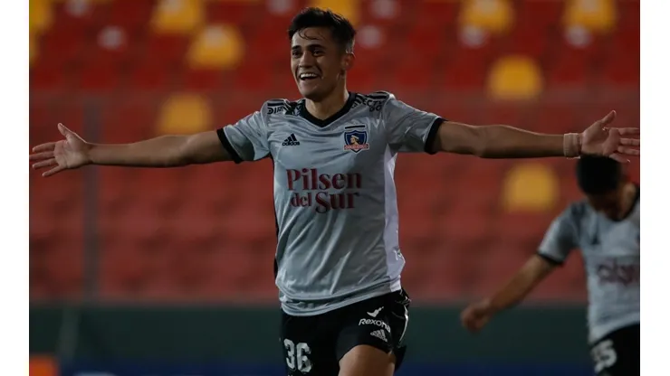 Colo Colo derrotó de nuevo a Unión Española y jugará la final de la Copa Chile ante Everton.