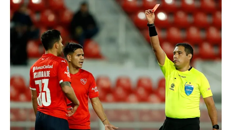 Diego Haro llega a arbitrar el Chile-Brasil luego de muchas críticas